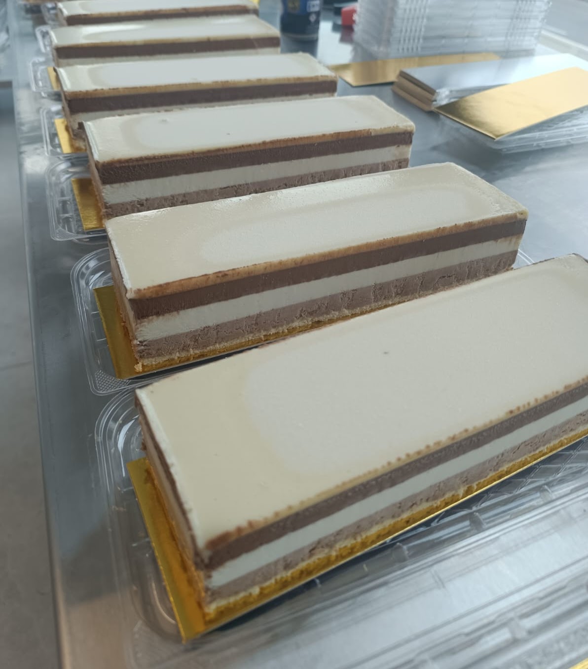 פס גלידה שמנת טריקולד ללא גלוטן | אליס (עידן ללא גלוטן)